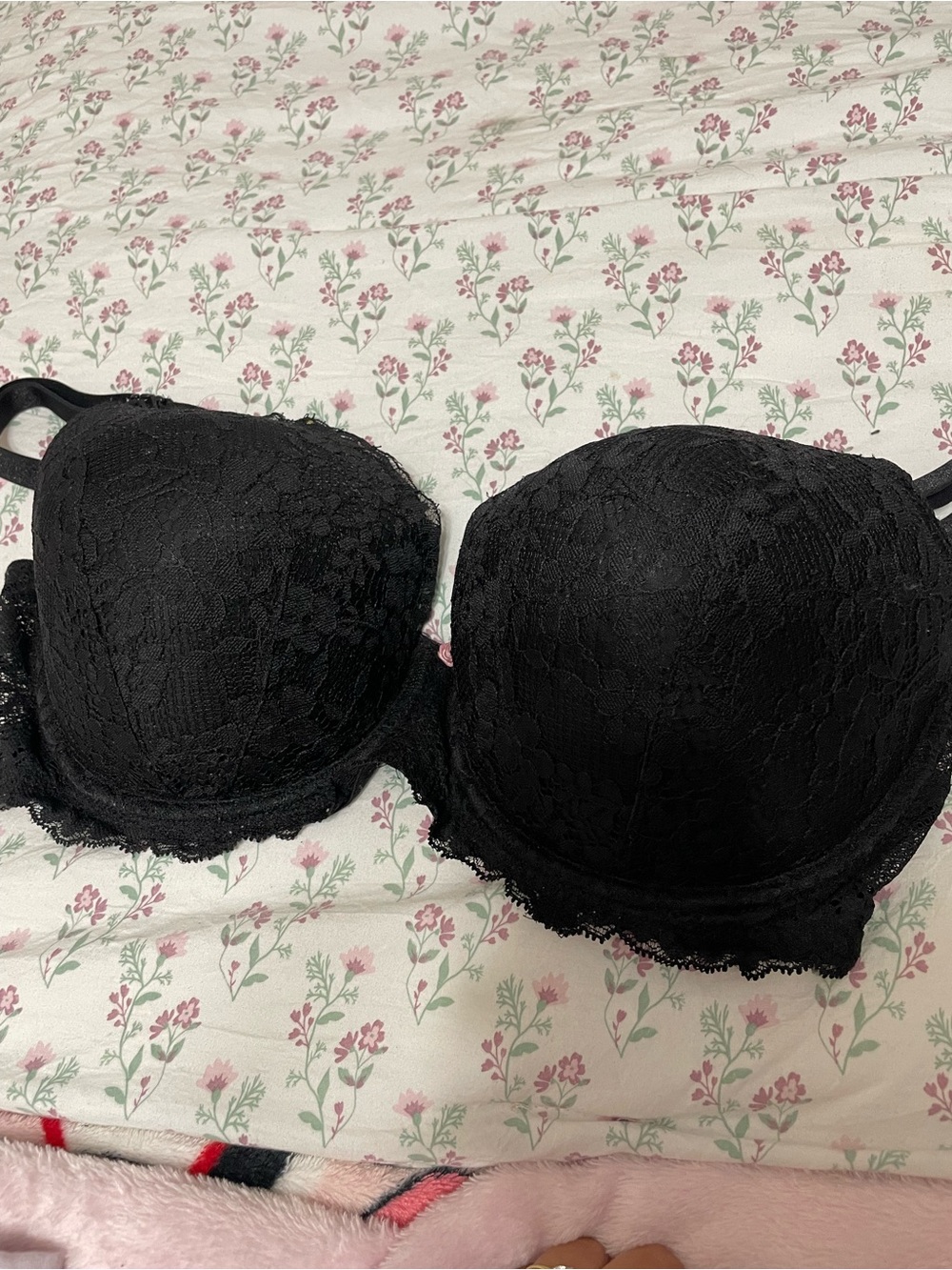 Victoria's Secret Black dream angel Lace lightly lined Bra